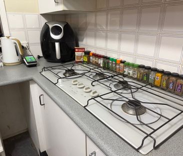 Berkeley Vale - Photo 6