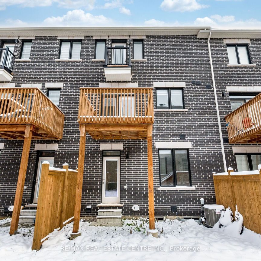 For Lease - 4031 Saida Street, Mississauga, Ontario - Photo 1