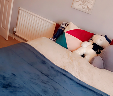 1 bedroom in a house share to rent - Photo 1