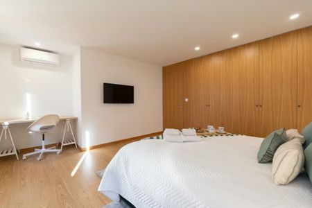 Rua de Aníbal Cunha, Porto, Braga 4050-046 - Photo 5