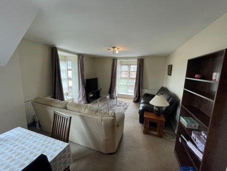 92 Redwood Grove, Dunmurry, BT17 9RN - Photo 2