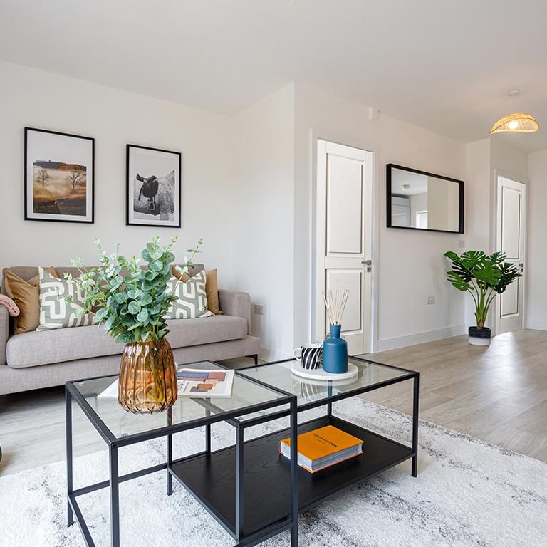 3 bedroom semi-detached house to rent - Photo 1