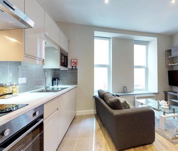 Apt 33, Eagle House - Photo 6