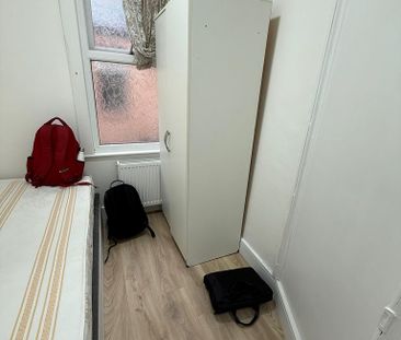 5 bedroom house share to rent - Photo 4