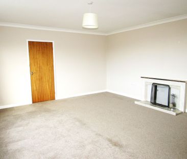 3 bed Bungalow - To Let - Photo 1