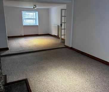 4 bedroom terraced house to rent - Photo 2