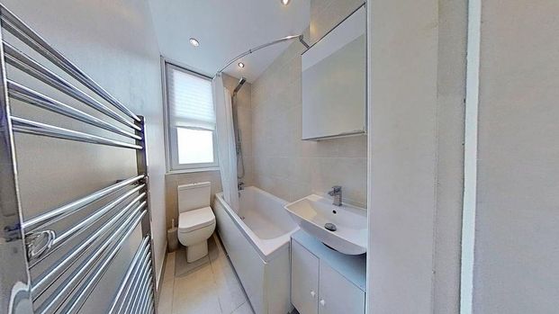 1 bedroom flat to rent - Photo 1