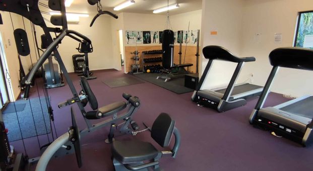 2 Bedroom Townhouse in Manuka Cove - Photo 1