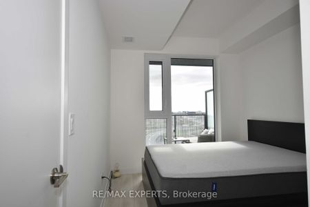 For Lease - 8 Tippett Road Unit# 1507, Toronto, Ontario - Photo 3