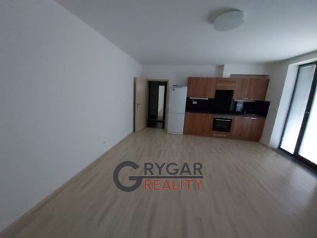 Pronájem bytu 1+kk 40 m² - Fotografie 4