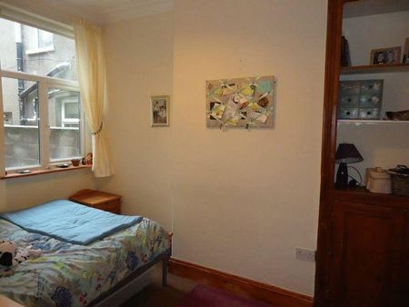 4 bedroom terraced house to rent - Photo 5