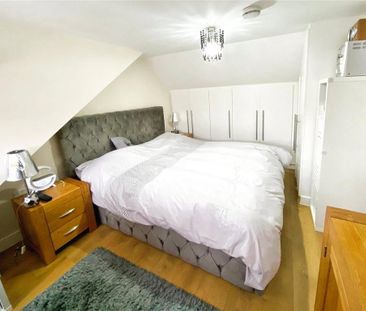 4 bedroom terraced house to rent - Photo 5