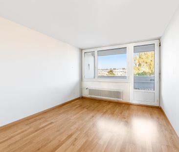 Sanierte 3.5 Zimmerwohnung an guter Lage - Photo 2