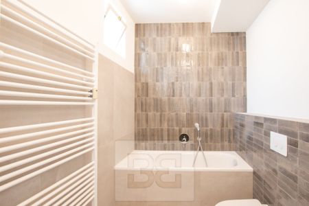 Apartment for rent, 3+kk - 2 bedrooms, 70m - Photo 2