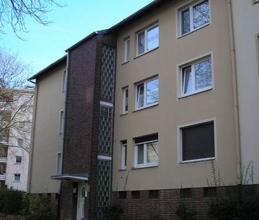 ** Stilvoll modernisierte 3-Zimmer-Wohnung mit Balkon in Essen-Hols... - Photo 1