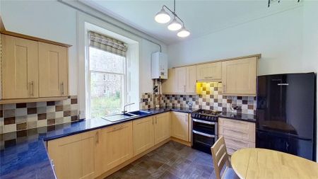2 bedroom flat to rent - Photo 4