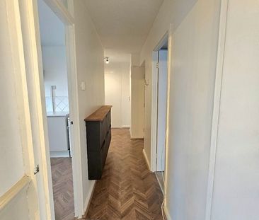 1 Bed Flat, Thornhill Gardens, IG11 - Photo 4