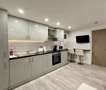 Grange Avenue - Photo 5