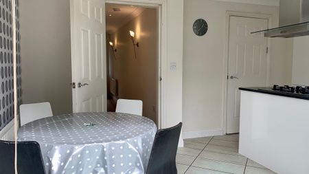 4 bedroom house to rent - Photo 5