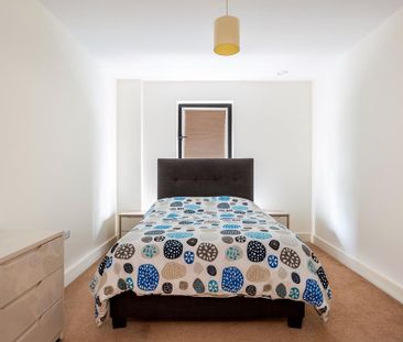 2 bedroom flat to rent - Photo 5