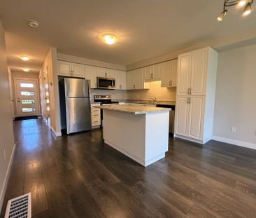 For Lease - 71 Wilkinson Avenue, Cambridge, Ontario - Photo 4