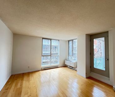 88 Rue Charlotte, apt. 310 - Photo 1