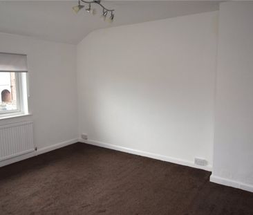 Acre Road, Middleton, Leeds, LS10 - Photo 3