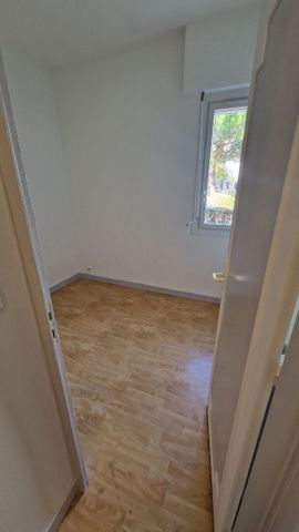 Location Appartement 2 pièces 40m² - Photo 5