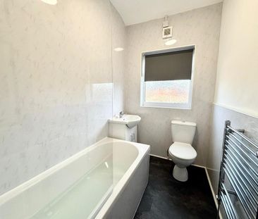 2 bedroom terraced house to rent - Photo 3