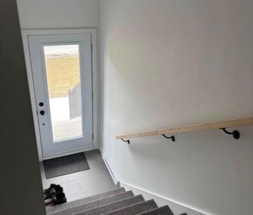 Ste-Anne-des-Plaines Grand 4 1/2 Neuf - Photo 1