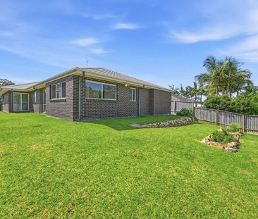 Spacious, Modern Family Home With Covered Entertaining Area - Photo 3