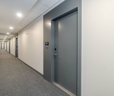 For Lease - 3265 Carding Mill Trail Unit# 204, Oakville, Ontario - Photo 6