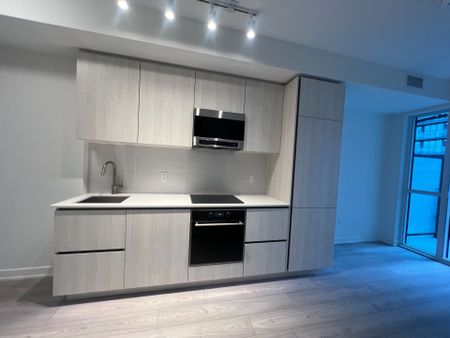 For Lease - 110 Broadway Avenue Unit# 1913s, Toronto, Ontario - Photo 4