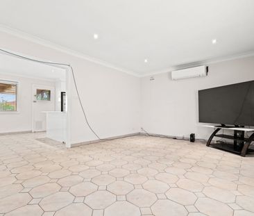 64 McKellar Boulevard, Blue Haven - Photo 3