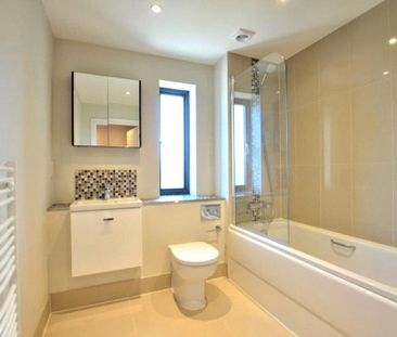 2 bedroom flat to rent - Photo 6