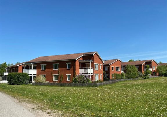 Prästgårdsallén 19 C - Foto 1