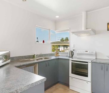 Magic In Manly - Photo 4