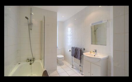 1 Bedroom Apartment, 39 Hill Street - Photo 4