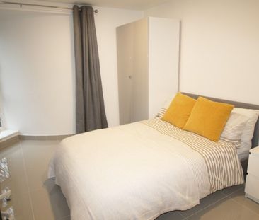 Flat 53, Samara Plaza, LS2 9DU, Leeds - Photo 1