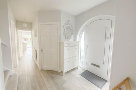 4 bedroom House To Let Total Size: 1497 SQ FT - Photo 5