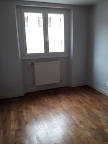 Location Appartement 3 pièces 56m² - Photo 3