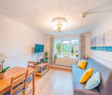 Room in a Shared House, Crossbush Road, BN2 - Photo 4