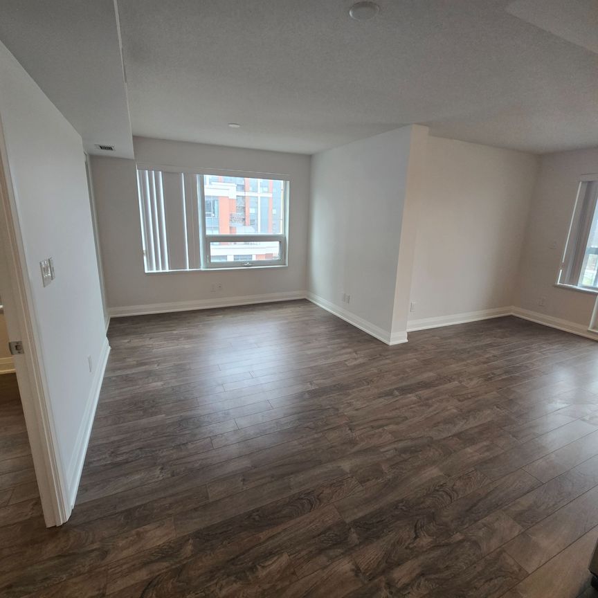 For Lease - 18 UPTOWN Drive Unit# 611, Markham, Ontario - Photo 1