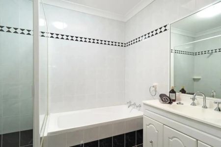 Modern Comfort in a Prime Denistone Location - Photo 5