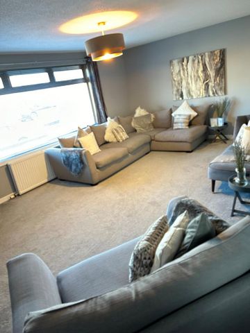 3 bedroom detached house to rent - Photo 3