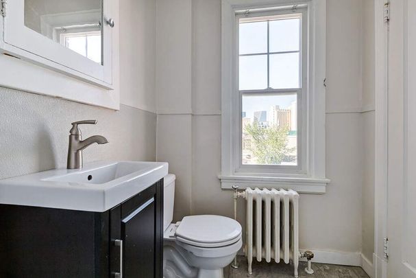 2 Bedroom - Photo 1