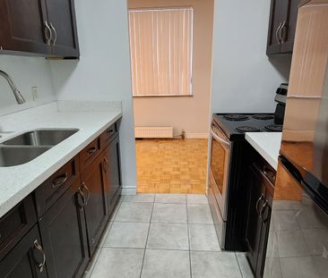 For Lease - 2202 Weston Road Unit# 101, Toronto, Ontario - Photo 2