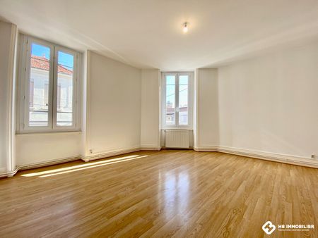 Location Appartement 4 pièces 84m² ROANNE 42300 - Photo 3