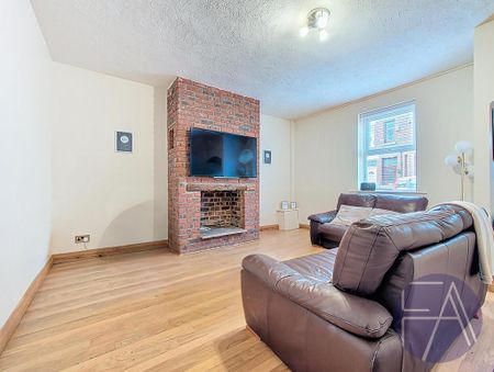2 bedroom terraced house to rent - Photo 2