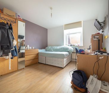 3 bed apartment to rent in St Andrews Street, Newcastle Upon Tyne, NE1 - Photo 2